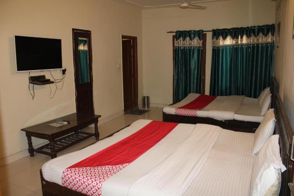 Hotel New Apple Rose Chandigarh Near Railway Station Dariya Uco Bank Ke Pass Esterno foto