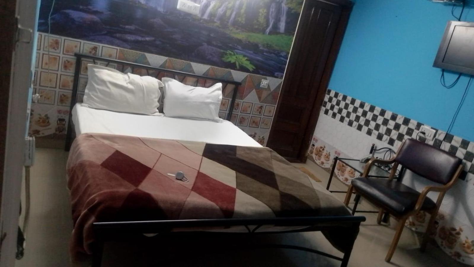 Hotel New Apple Rose Chandigarh Near Railway Station Dariya Uco Bank Ke Pass Camera foto